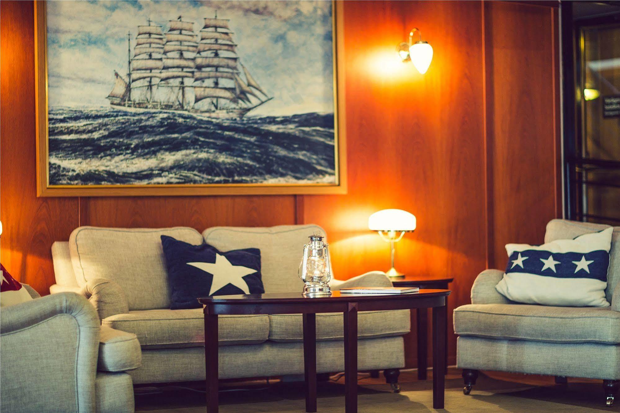 Hotel Barken Viking Gothenburg Exterior photo